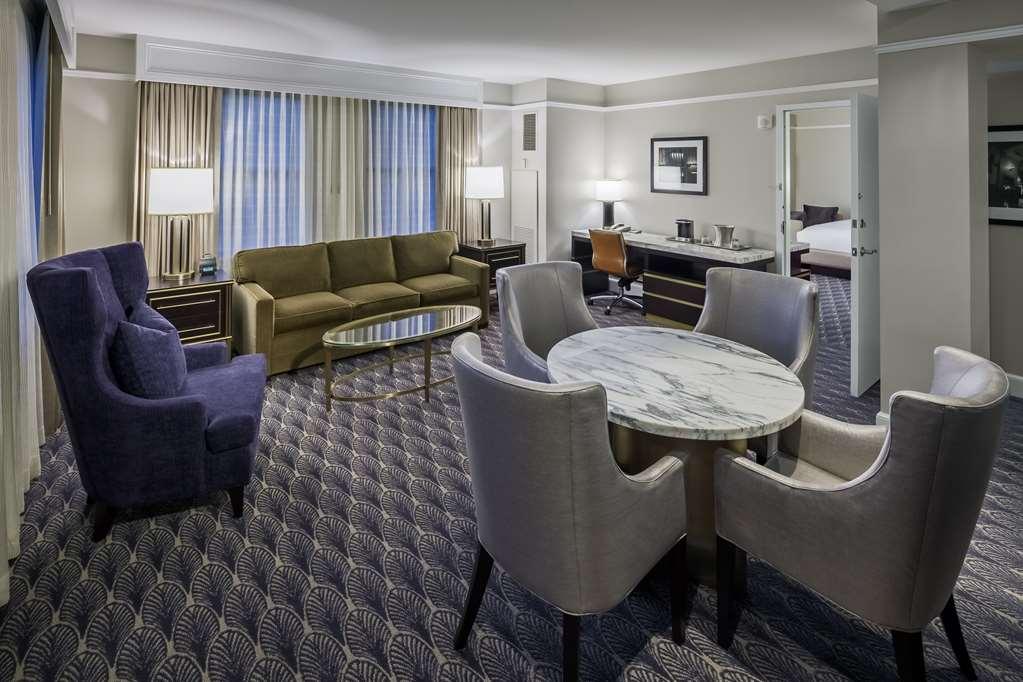 Hilton President Kansas Hotel 4*